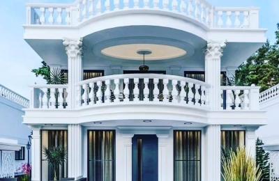 AMBAREDE SATILIK VİLLA 7+2